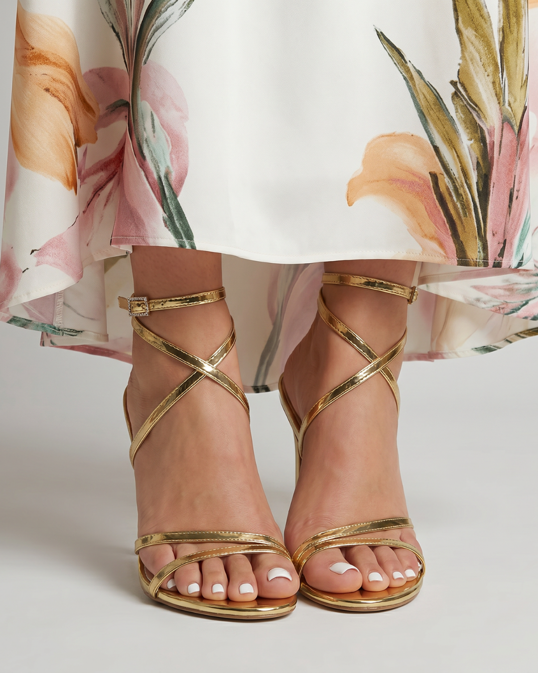 TACONES AGUJA MULTITIRA METALIZADO DORADO