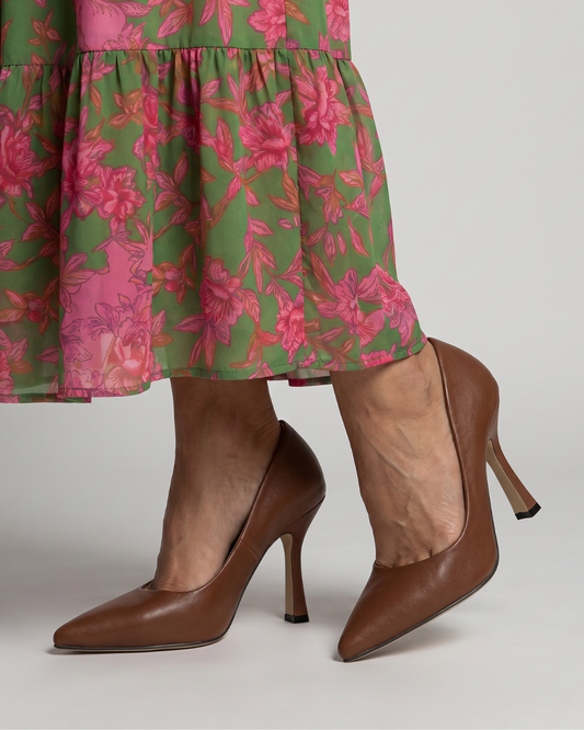 TACONES AGUJA PUNTERA FINA MARRÓN