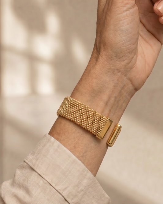BRAZALETE MALLA TEJIDA DORADA