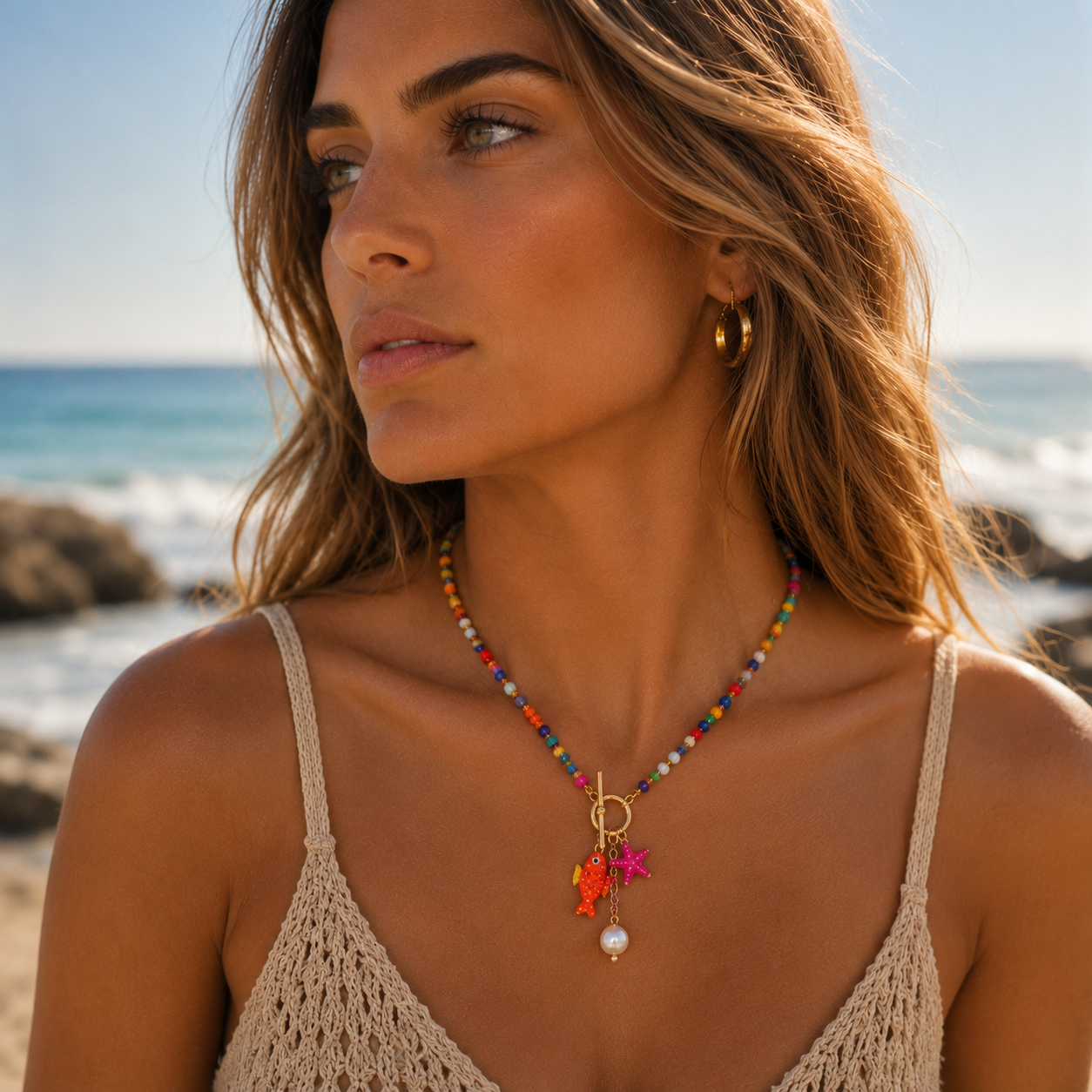 COLLAR CUENTAS MULTICOLOR CHARMS MARINO