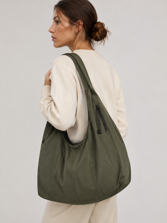 Bolsa Hobo Grande de Nylon | Ligera y Espaciosa