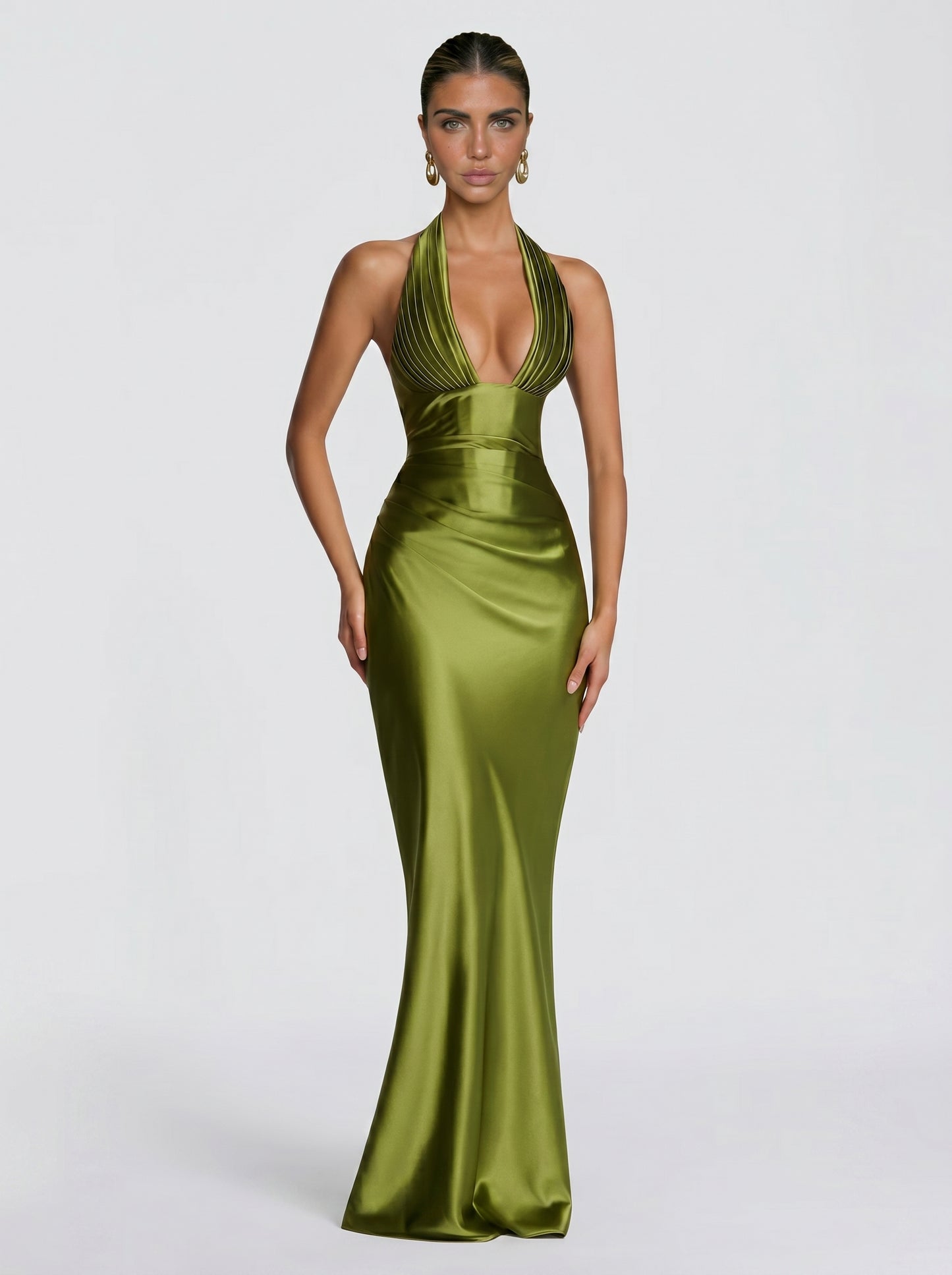 VESTIDO MAXI SATÉN HALTER CON ESPALDA DE CORSÉ
