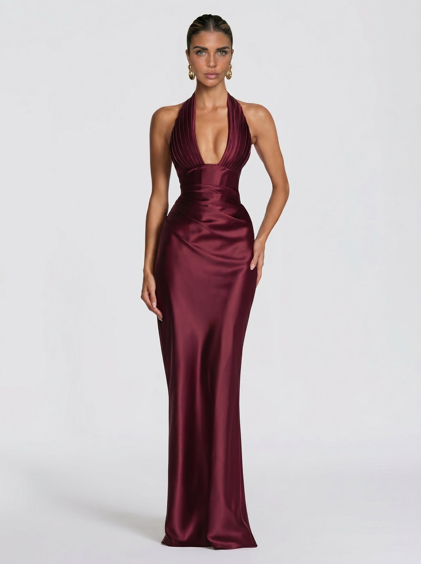 VESTIDO MAXI SATÉN HALTER CON ESPALDA DE CORSÉ